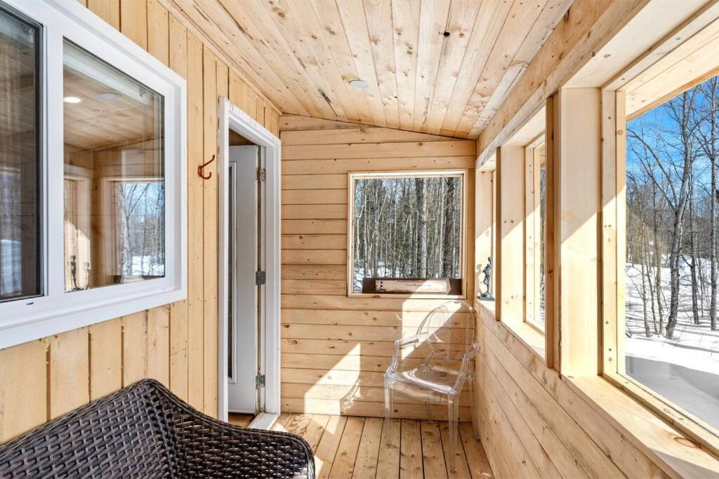 Cozy Cabin For Intimate Wilderness Escape Villa Bathurst Exterior photo